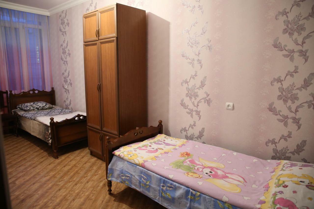 Srtashyan Apartments - Gorky Street Гюмри Екстериор снимка