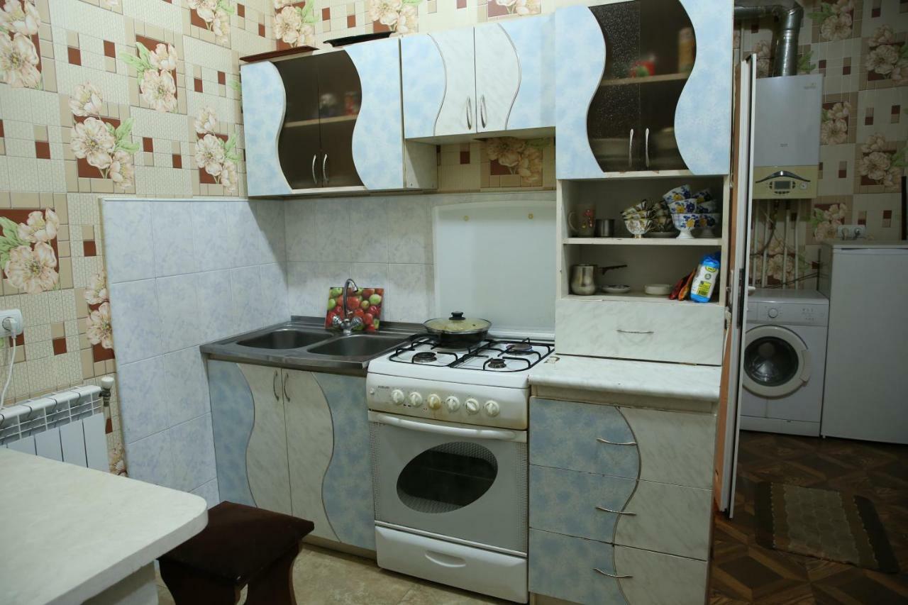 Srtashyan Apartments - Gorky Street Гюмри Екстериор снимка